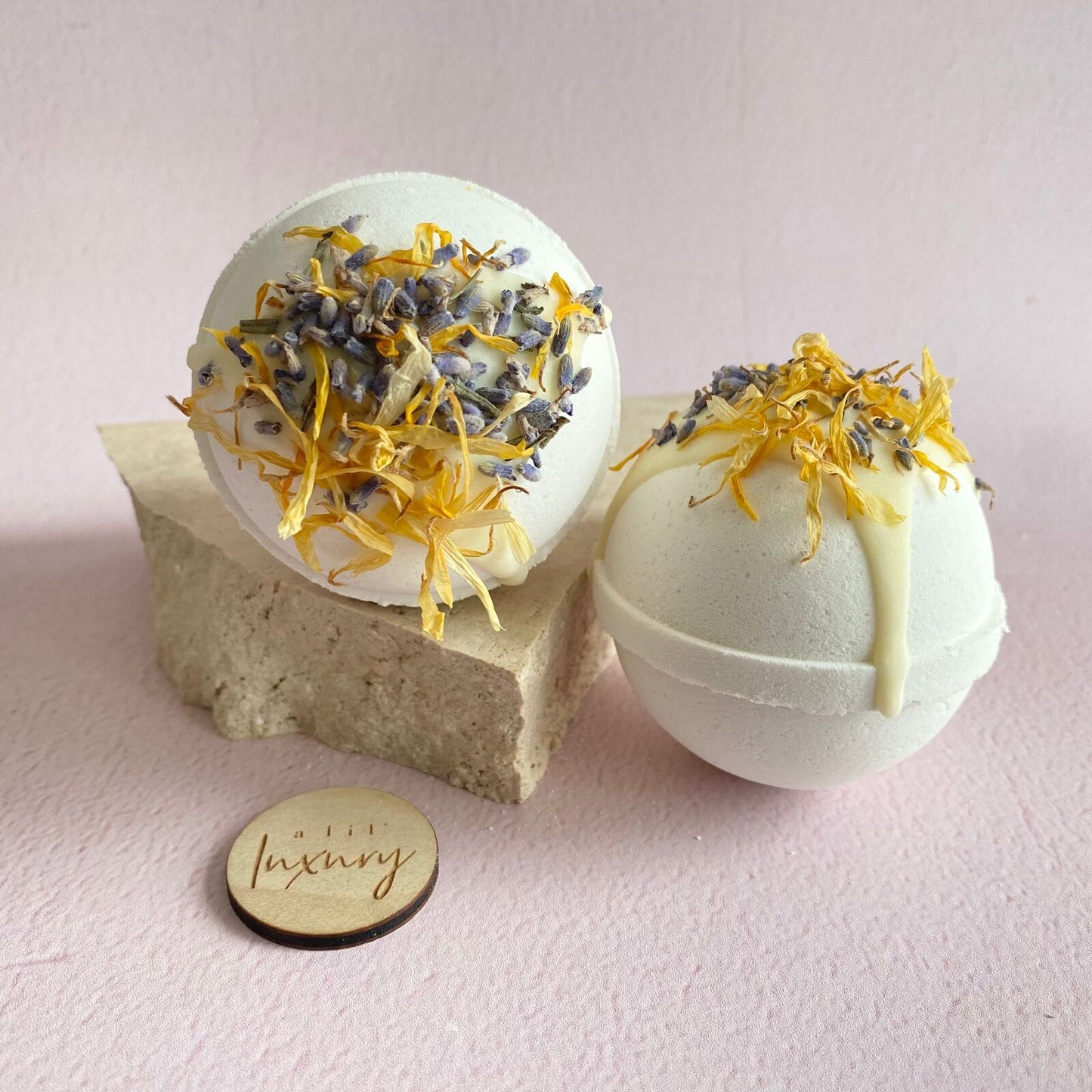 Lavender Lemon - Natural Botanical Bath Bomb (135g)