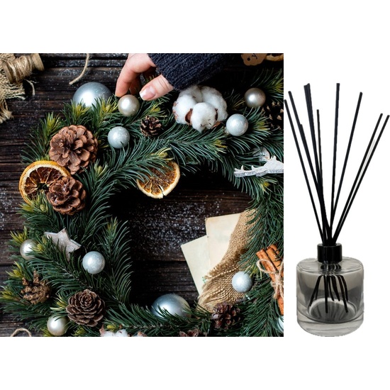 Holiday Wreath - Reed Diffuser