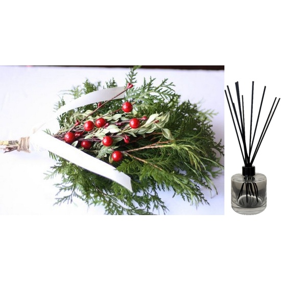 Mistletoe & White Cedar - Reed Diffuser